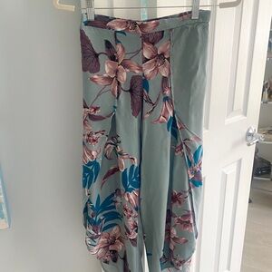 yak and yeti pants wide leg floral green size small